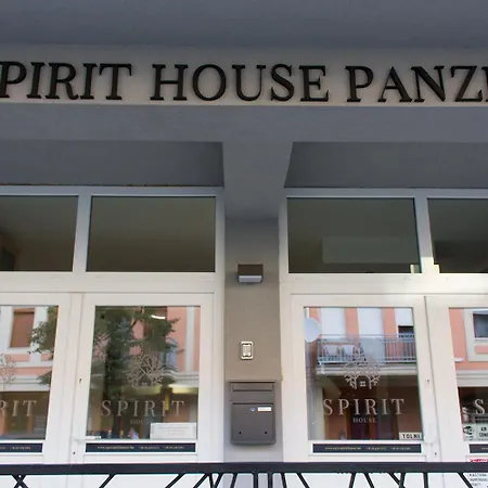 Spirit House לינה וארוחת בוקר